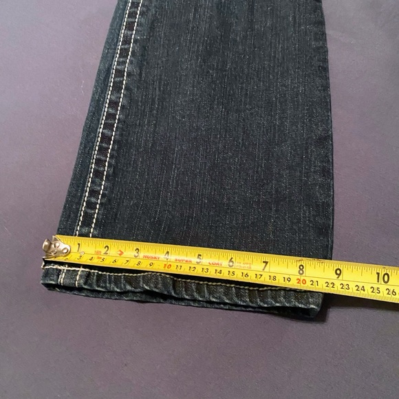 Women's Harley Davidson Jeans with Embroidered Design size 8 bootleg low rise - Picture 9 of 15